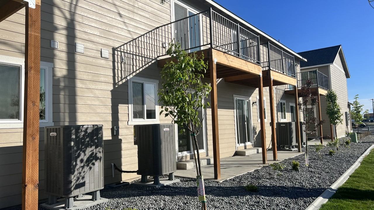 2829 W Marina Dr #5 - Photo 5 of 27
