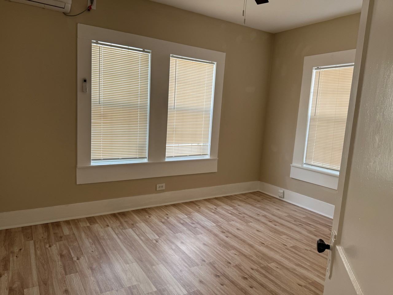 1 North Pan Am Expressway #1 - Photo 7 of 8