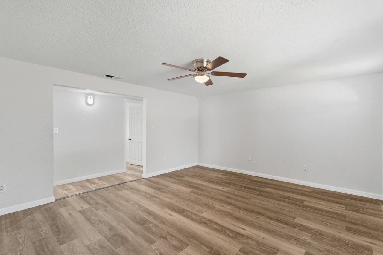 8524 Dandy Ave #1 - Photo 6 of 11