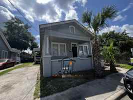 featured image of 2020 Harden Street #1