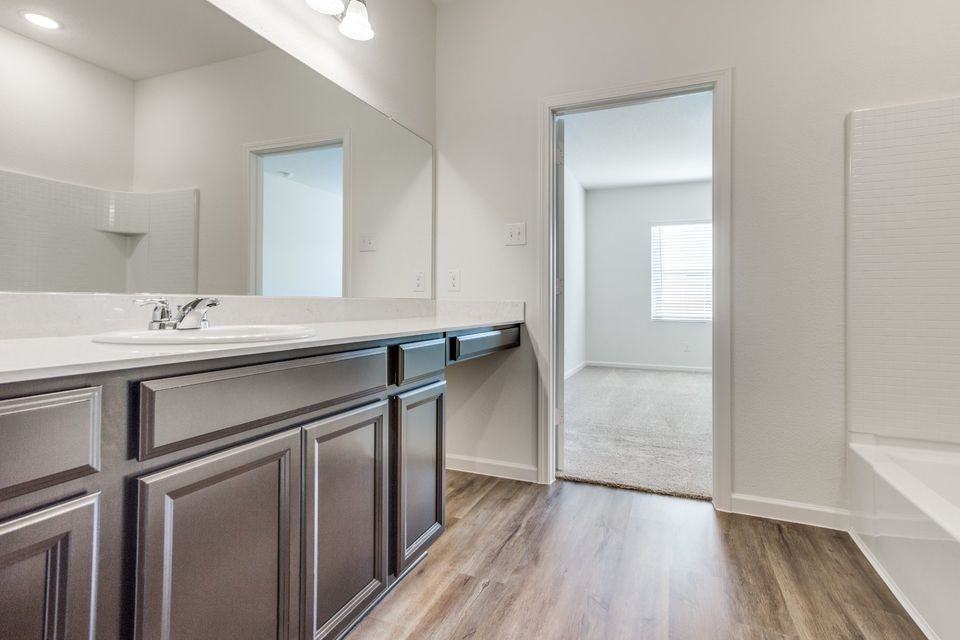 1908 Briar Cove #25 - Photo 7 of 10