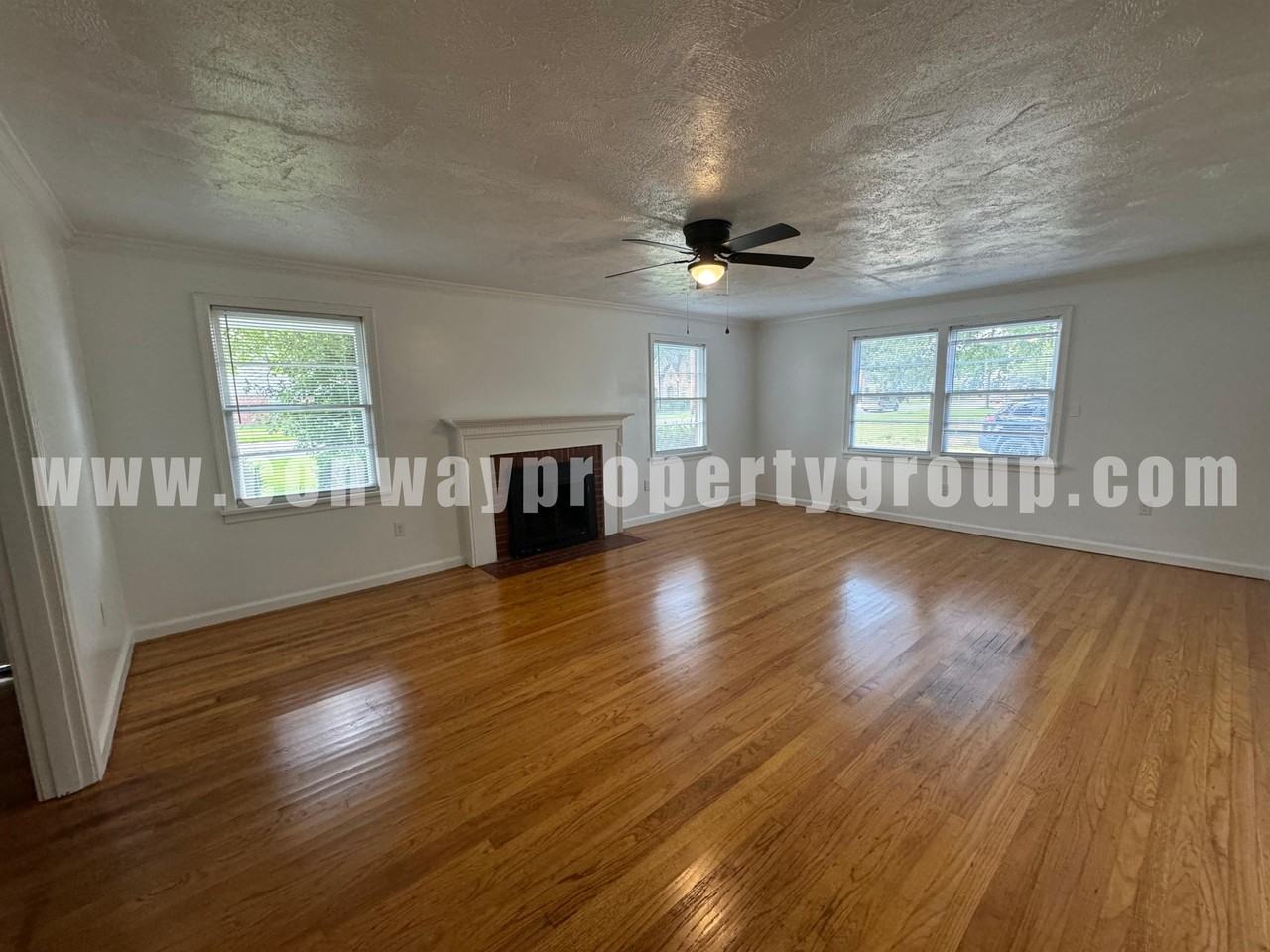 718 Donaghey Ave #718 - Photo 2 of 17