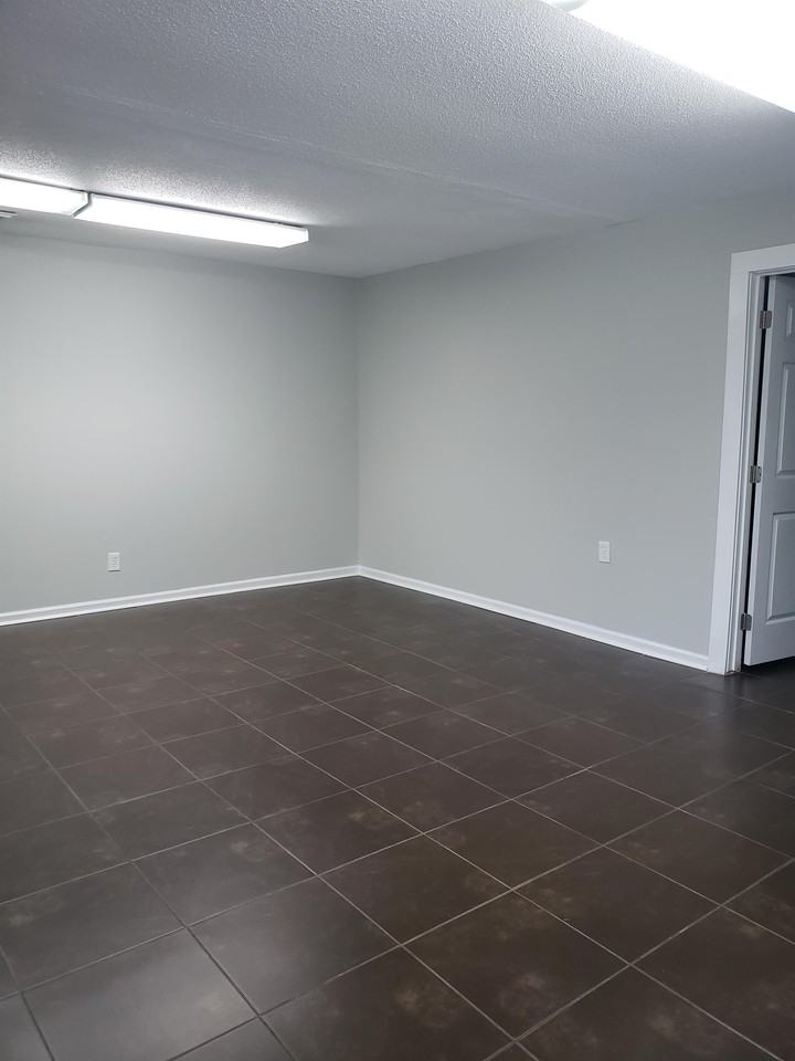 311 311 Beaty StreetUnit B #B - Photo 3 of 11