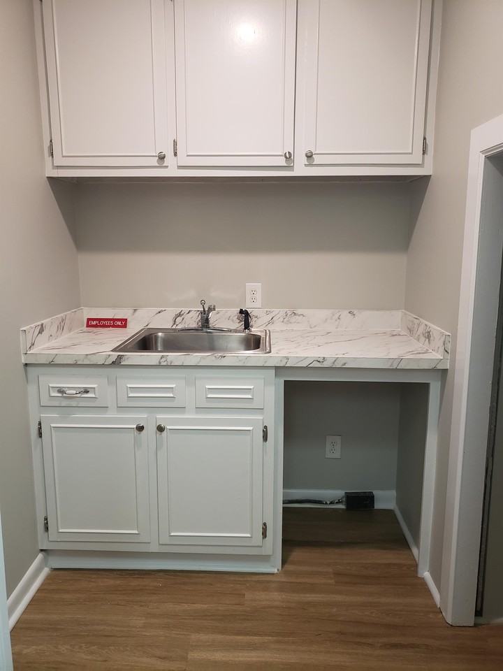 311 311 Beaty StreetUnit B #B - Photo 6 of 11