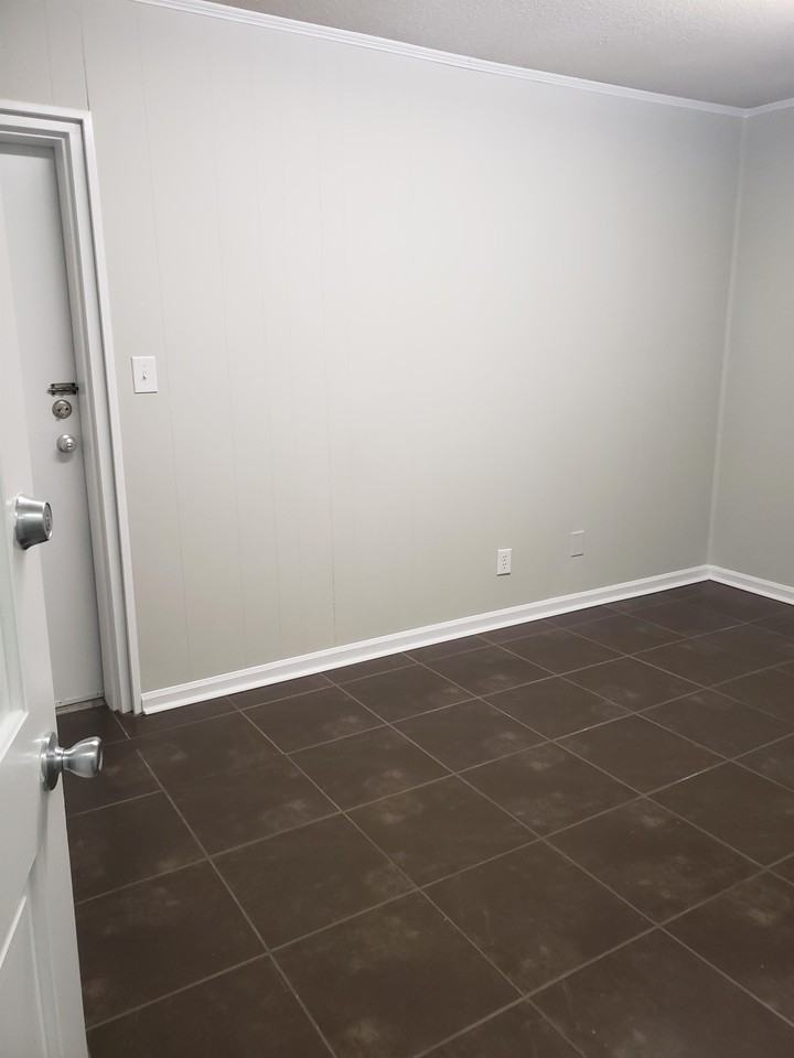 311 311 Beaty StreetUnit B #B - Photo 7 of 11