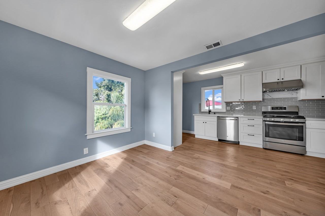 3827 3827 West Street - A #A - Photo 7 of 50