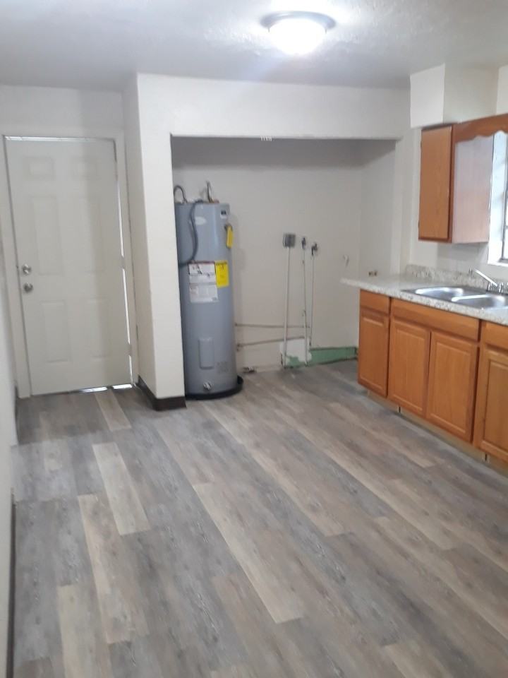 350 Maple Street #10 - Photo 5 of 9