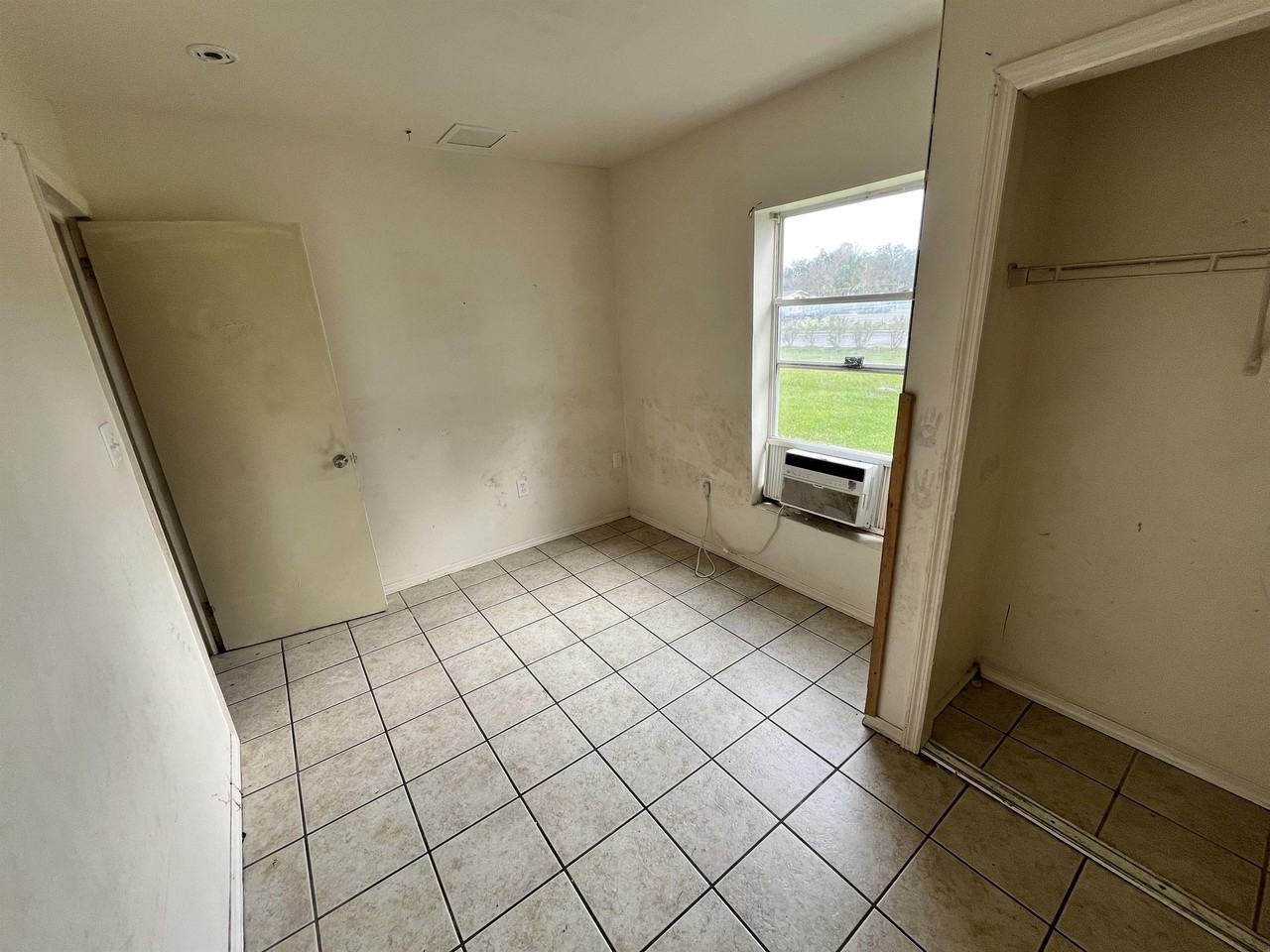 311 E Magnolia St #2 - Photo 4 of 13