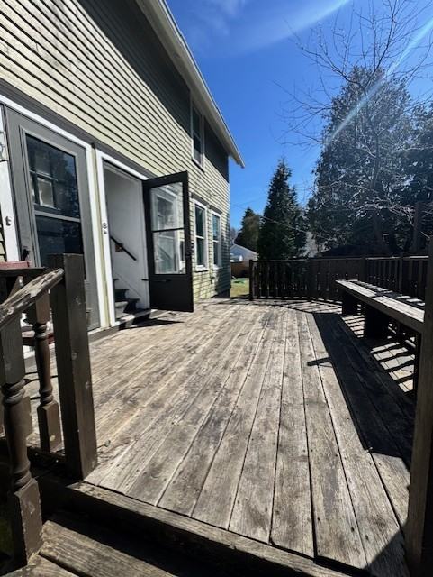 1015 Madison St - Photo 2 of 8