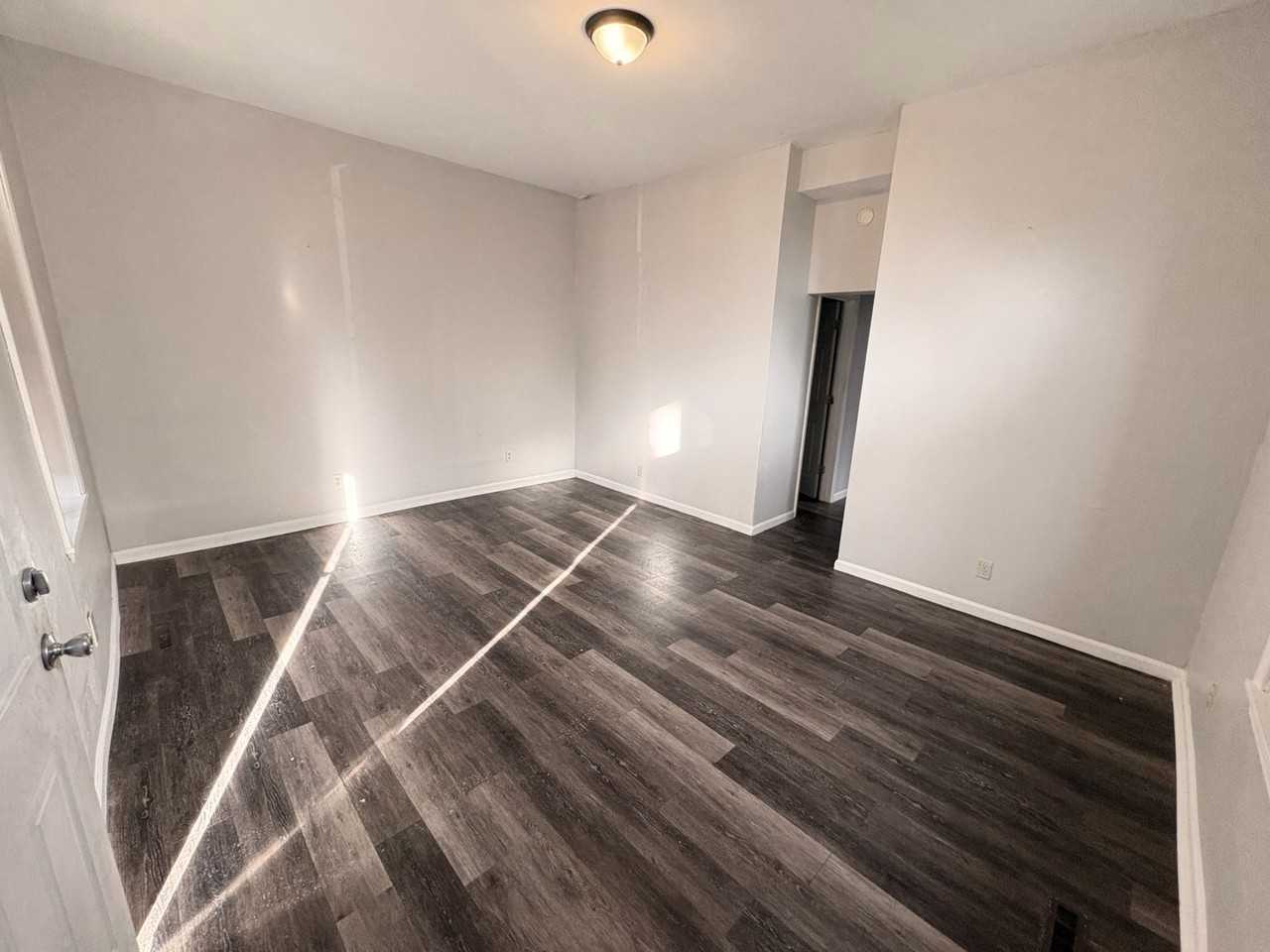 3726 Illinois Ave #1 - Photo 4 of 12