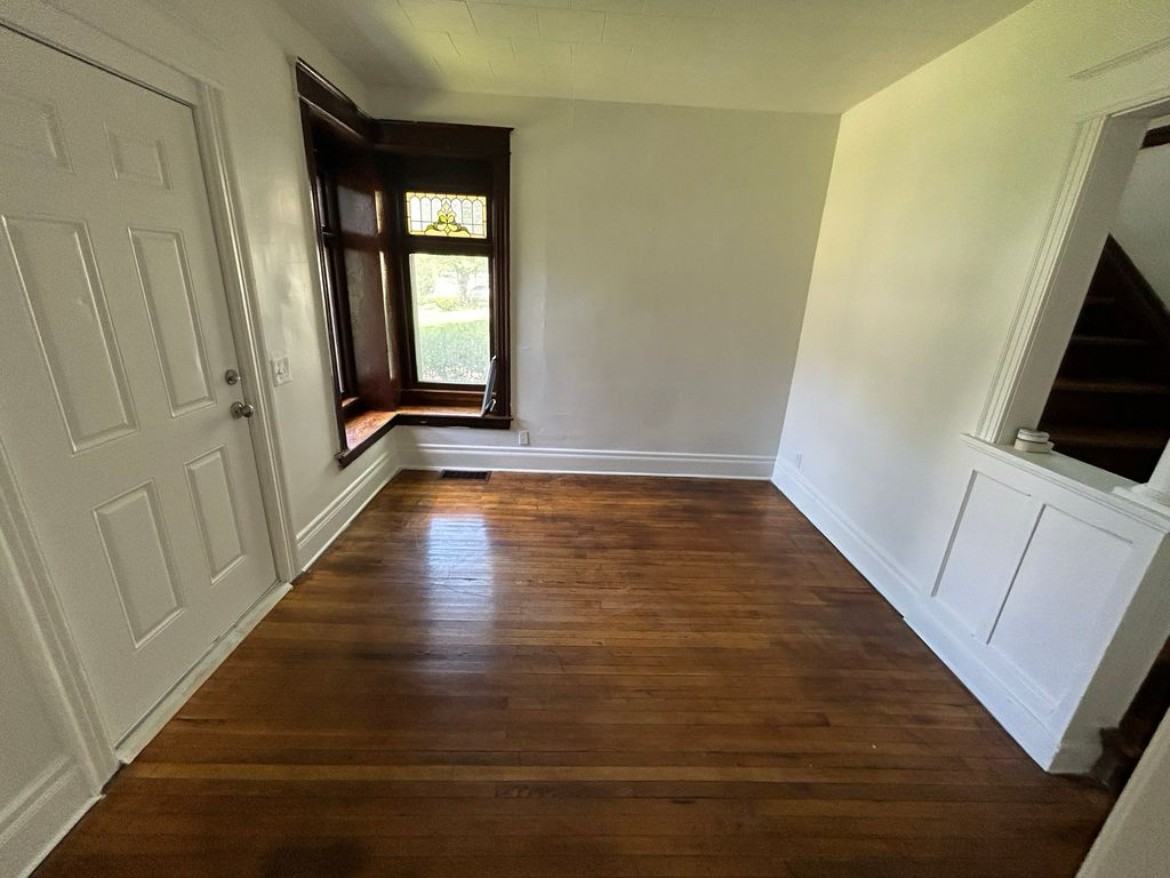 651 Garson Ave #DOWN - Photo 4 of 10