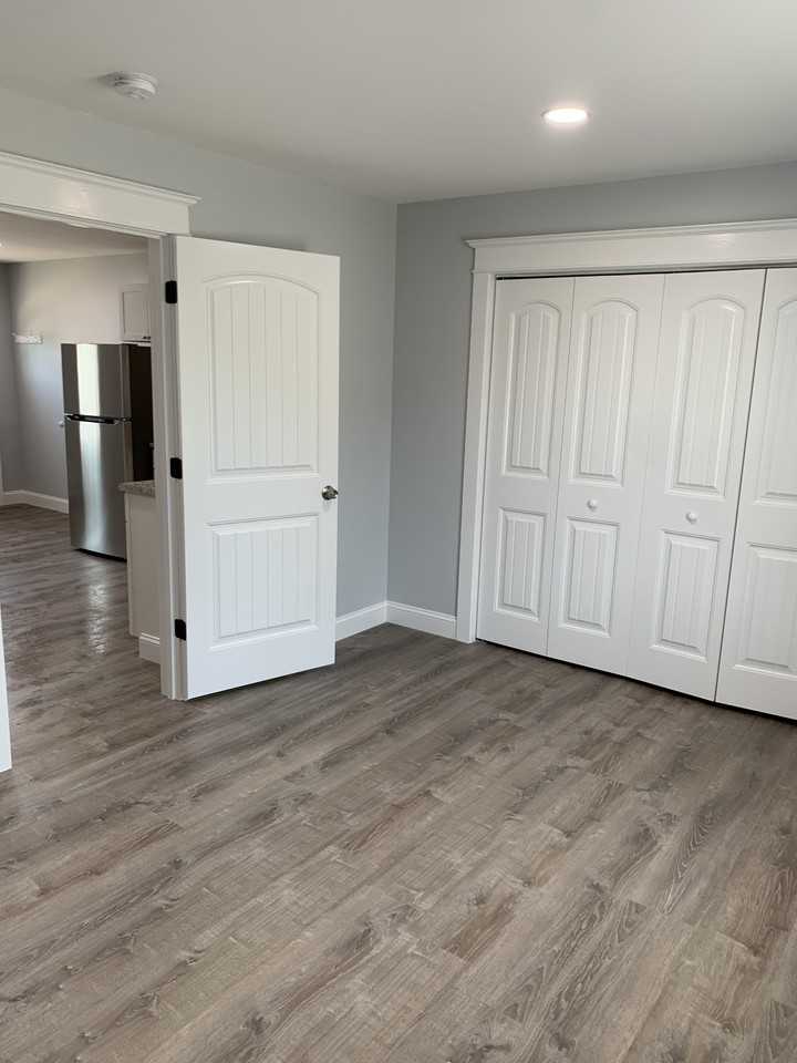 1123 Main Street #1 - Photo 5 of 8