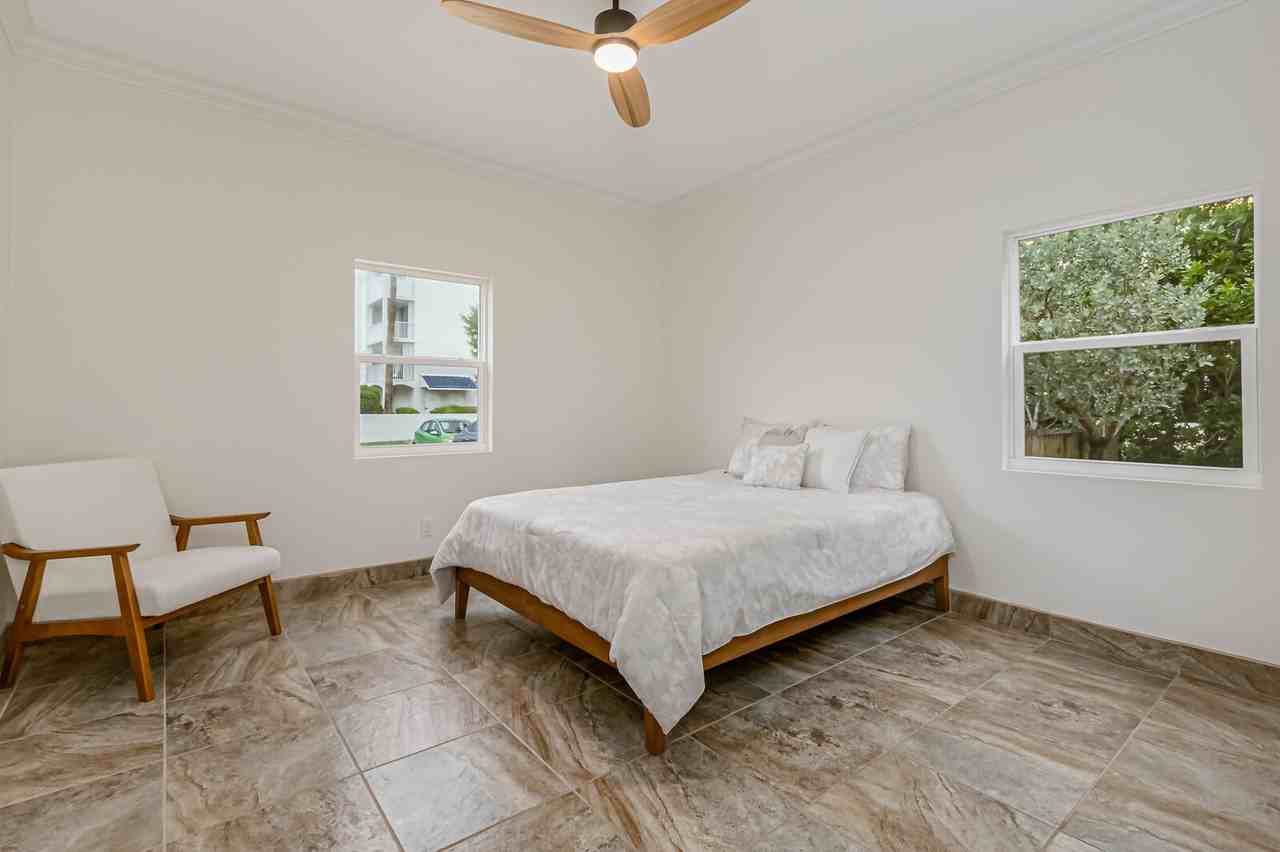 171 24th Street #101 - Photo 4 of 42