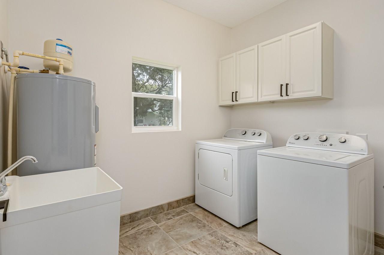 171 24th Street #101 - Photo 5 of 42