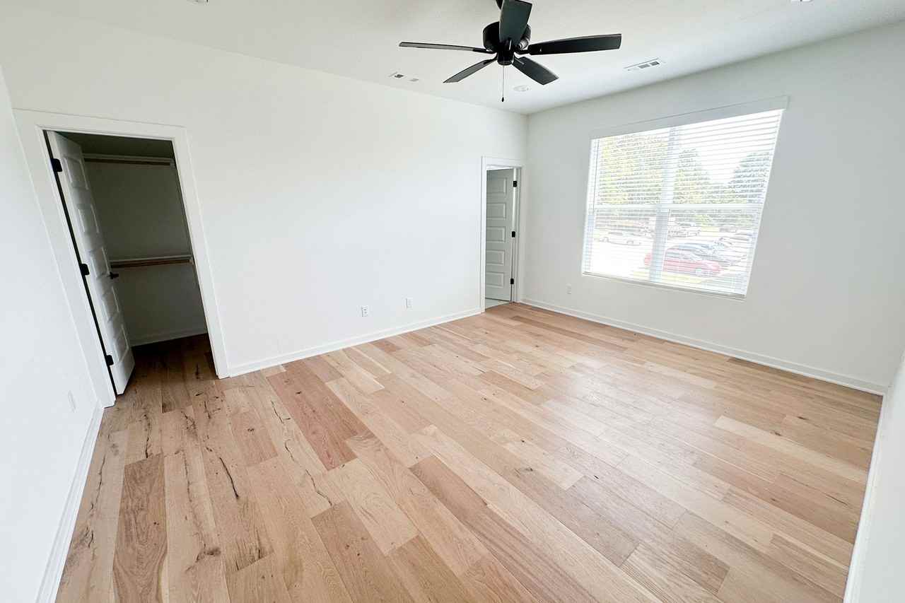 1442 E Huntsville Rd #1 - Photo 3 of 12