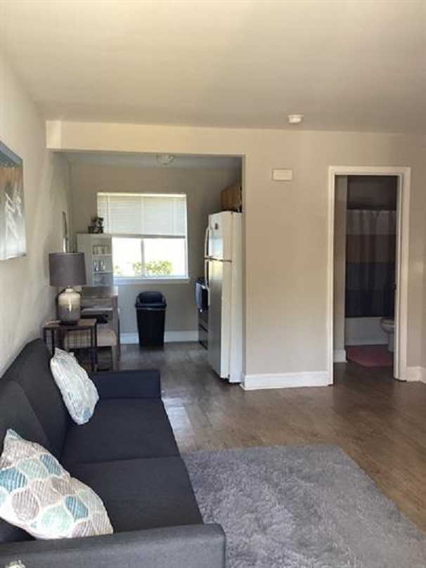 1664 Beach Blvd #22 - Photo 4 of 11