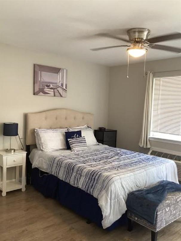 1664 Beach Blvd #22 - Photo 6 of 11