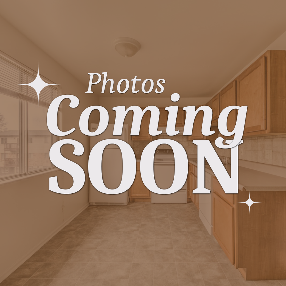 17 East Rock Creek Manor #17