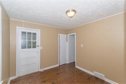 1238 S 15th St #1 - Photo 4 of 7