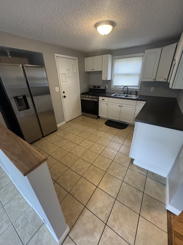 616 Boston Road #1 - Photo 6 of 26