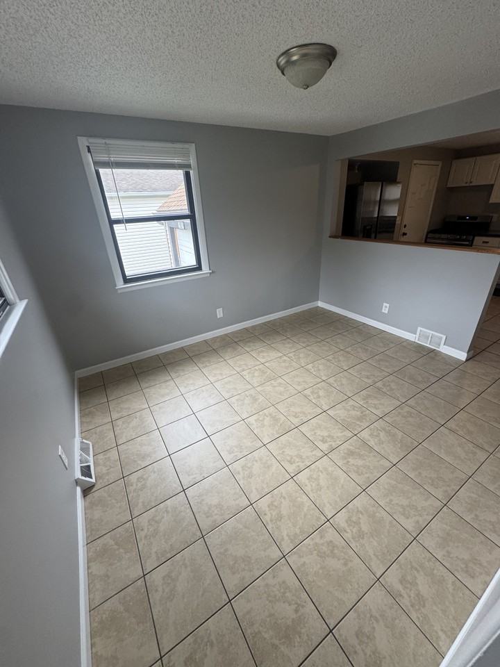 616 Boston Road #1 - Photo 7 of 26