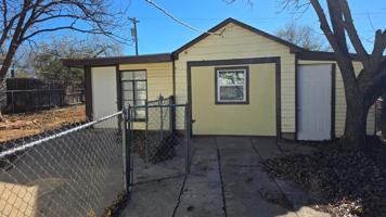 featured image of 4243 Southwest 9th Avenue