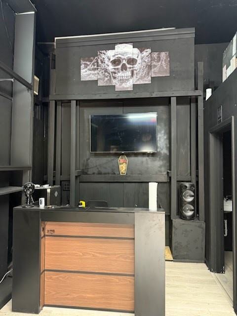 1807 Central Ave - Photo 4 of 9