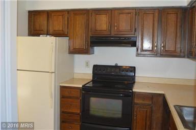 896 Brighton Pl - Photo 2 of 16