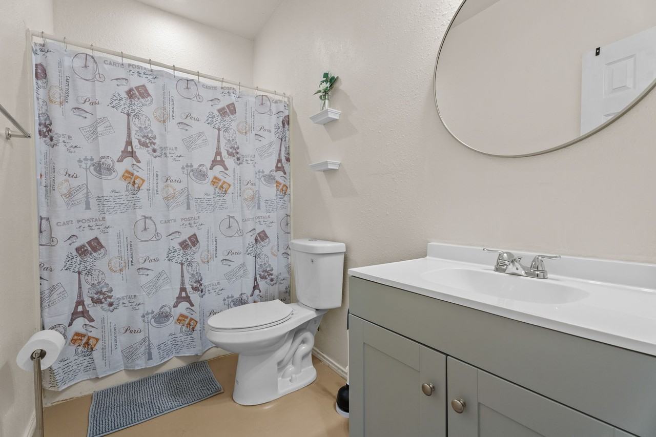 3115 N Grand Ave #1 - Photo 6 of 11