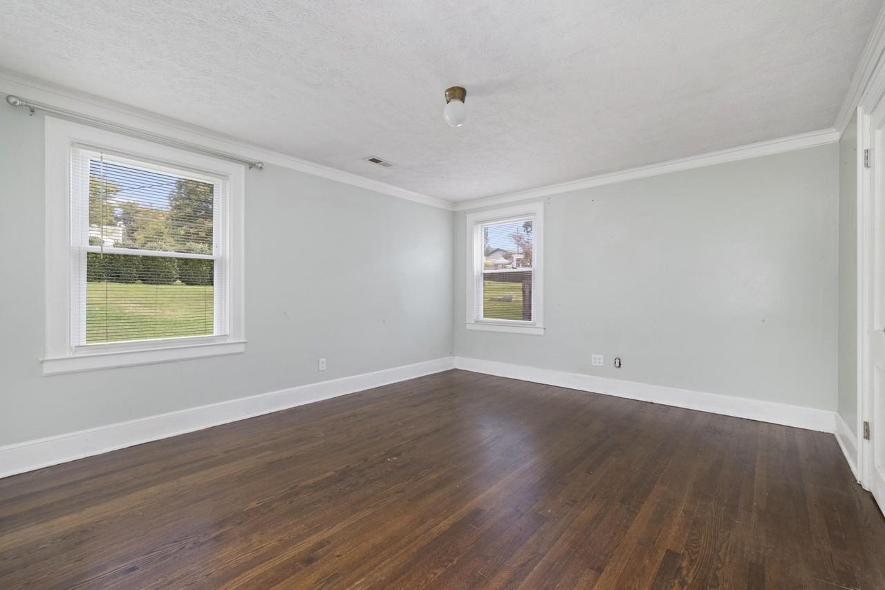 314 Crossway Rd #1 - Photo 7 of 16