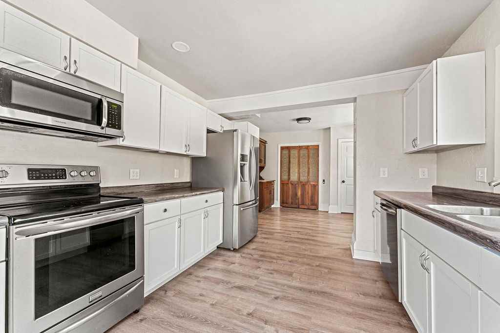 1236 Jackson Street #1 - Photo 5 of 11