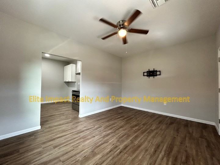 1330 North Tyndall Avenue #1 - Photo 4 of 23