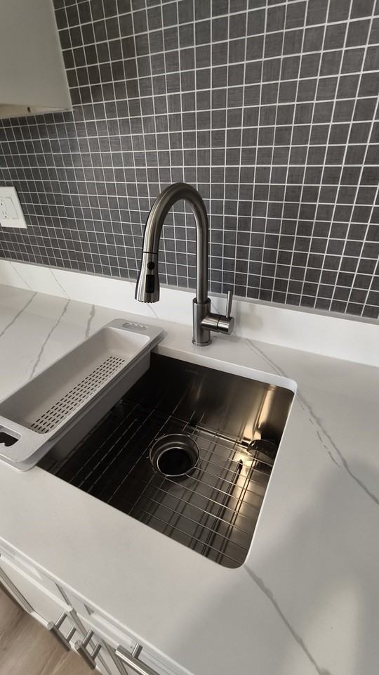553 Dorchester Ave #2 - Photo 5 of 11