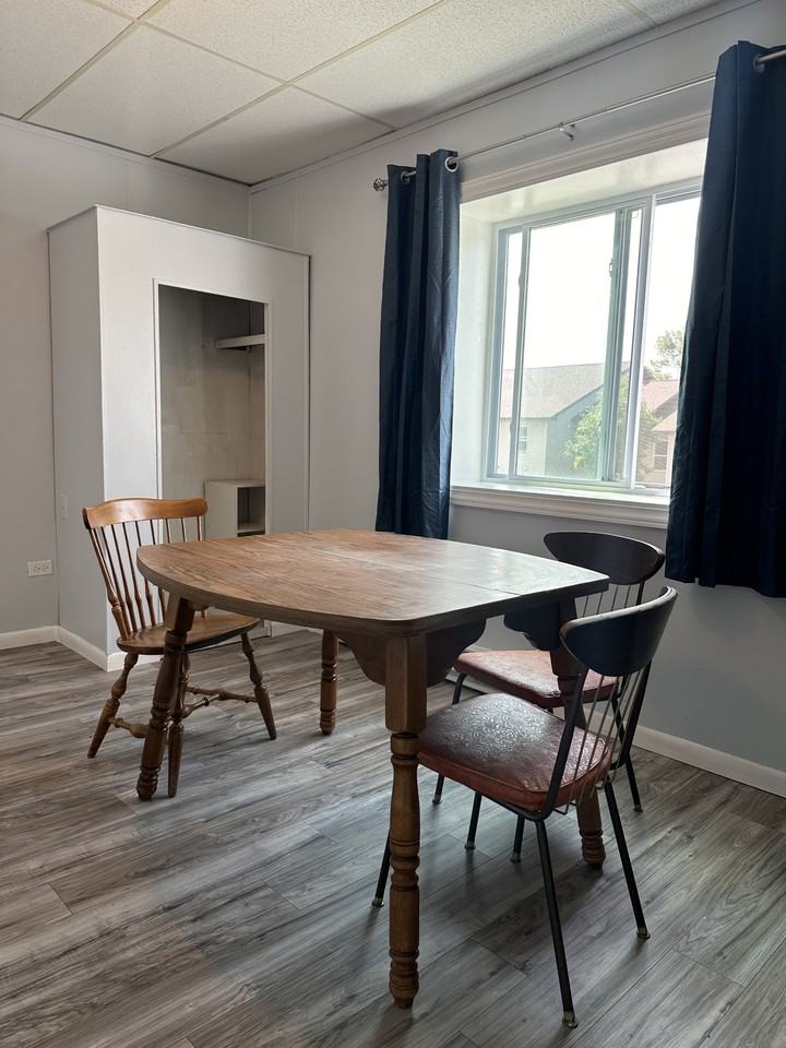 101 101 Main Avenue SouthApt 15 #15 - Photo 5 of 16