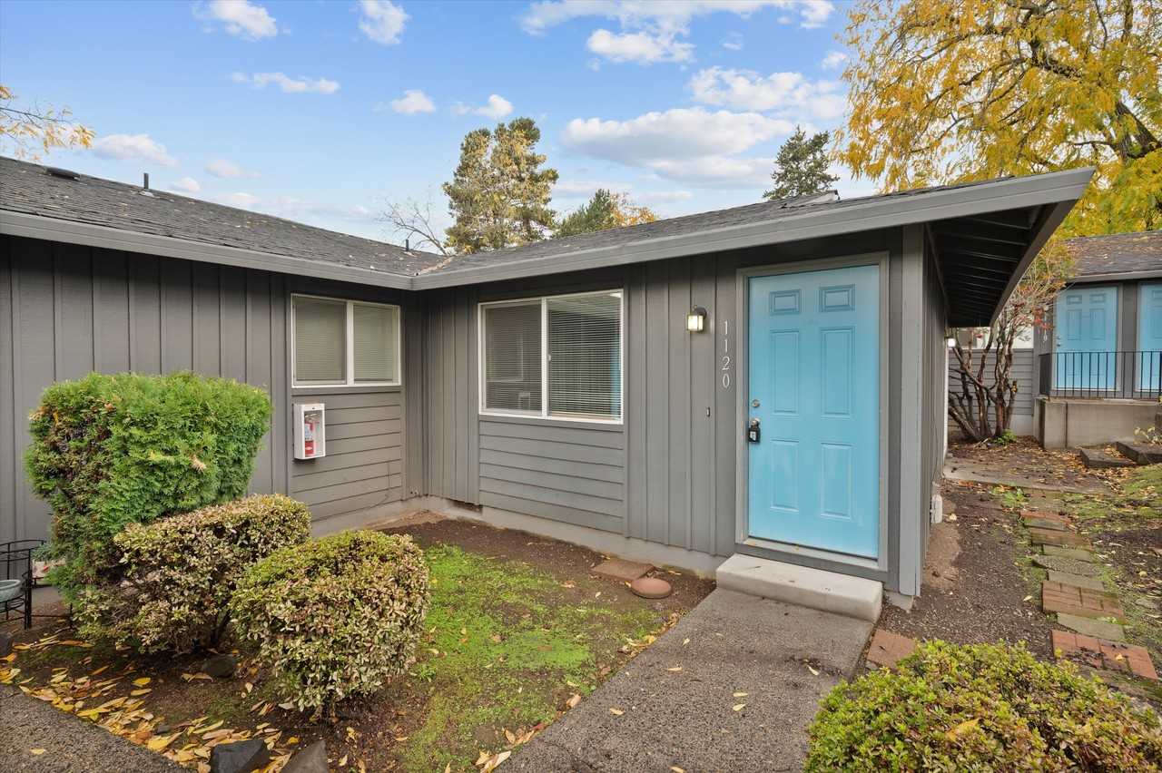 1120 West 36th Street #1120 - Photo 3 of 18