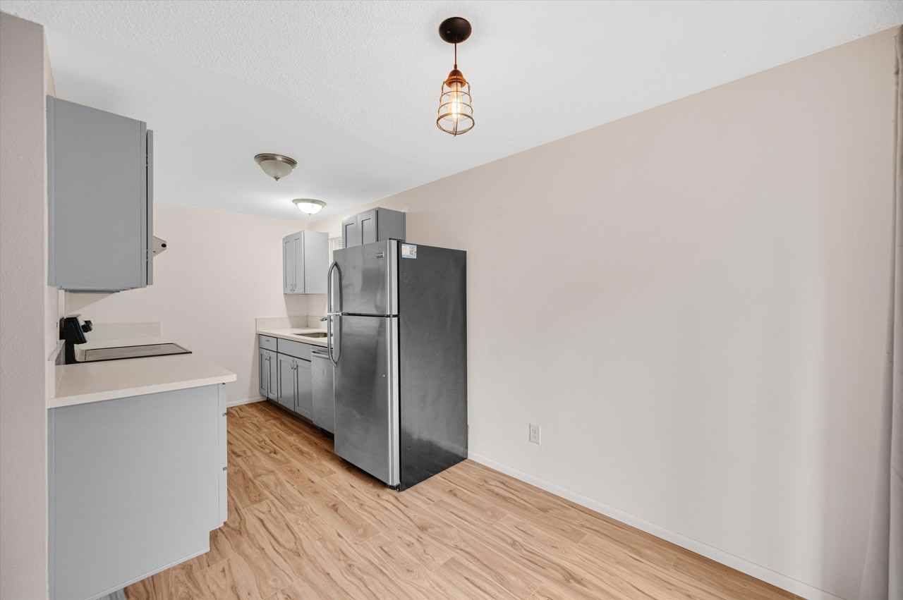 1120 W 36th St #1120 - Photo 7 of 17