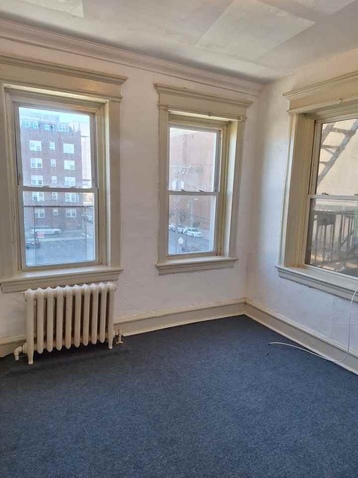 3 S Iowa Ave #3E - Photo 3 of 12