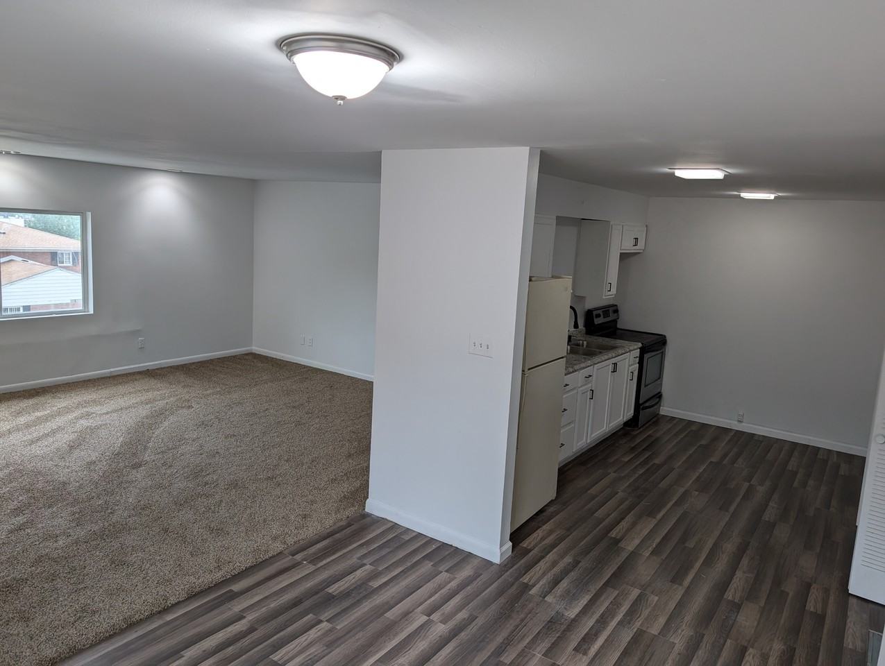 96 Cromwell Pl #6 - Photo 3 of 14