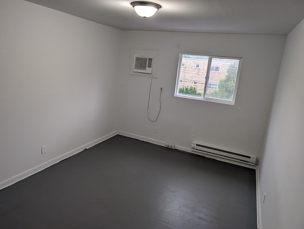 96 Cromwell Pl #6 - Photo 6 of 14