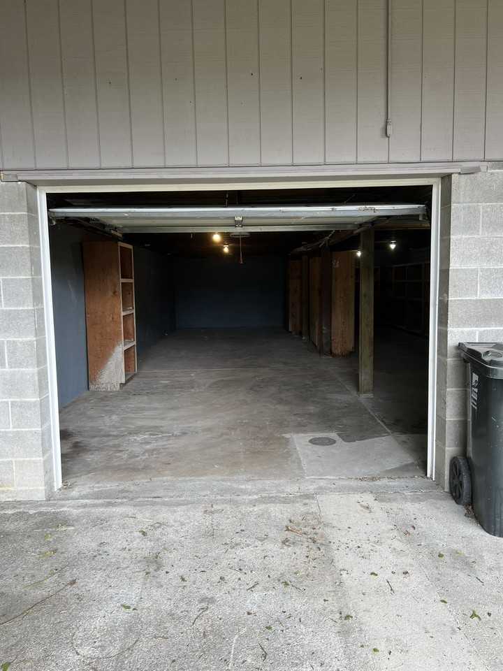 South 43rd Street #SHOP - Photo 2 of 10