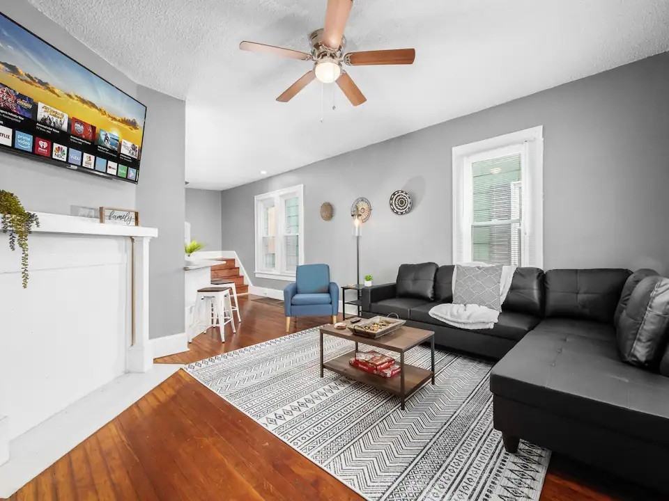 363 East Gates Street #1 - Photo 3 of 11