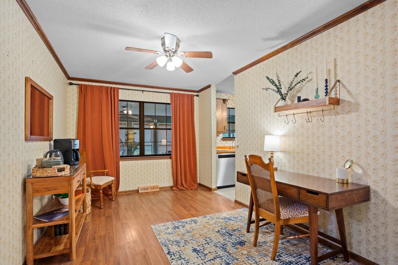 708 East Butternut Road #1 - Photo 3 of 16