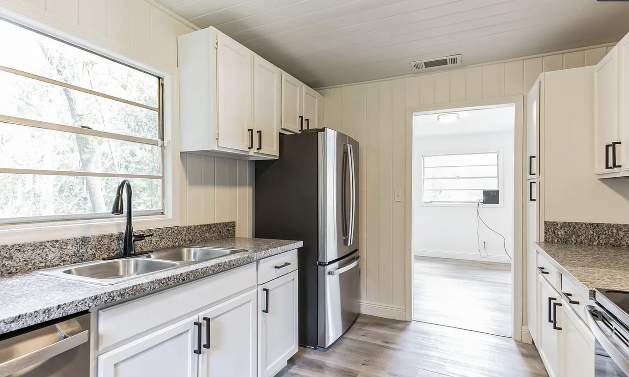 3636 Turton Avenue #1 - Photo 4 of 10