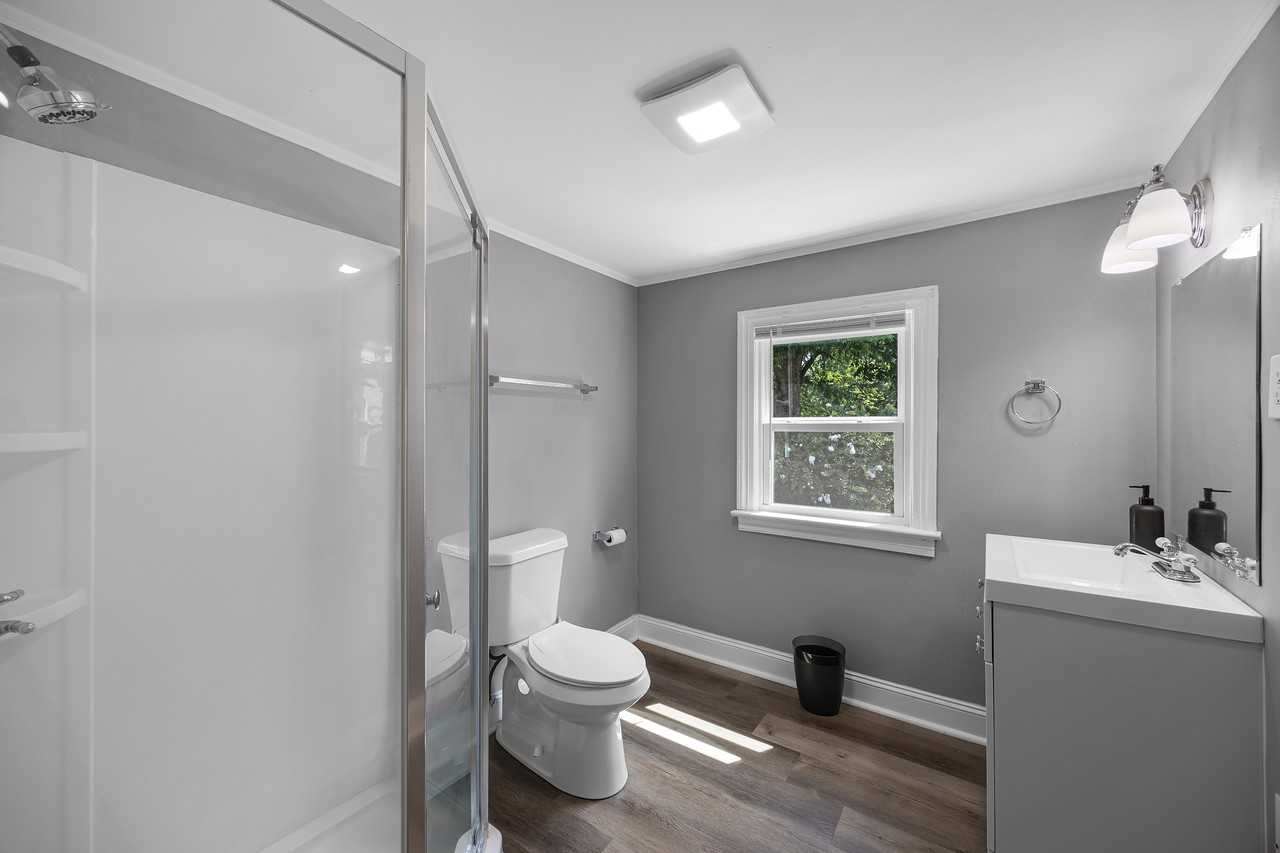 1056 Campbell Street #1 - Photo 6 of 29