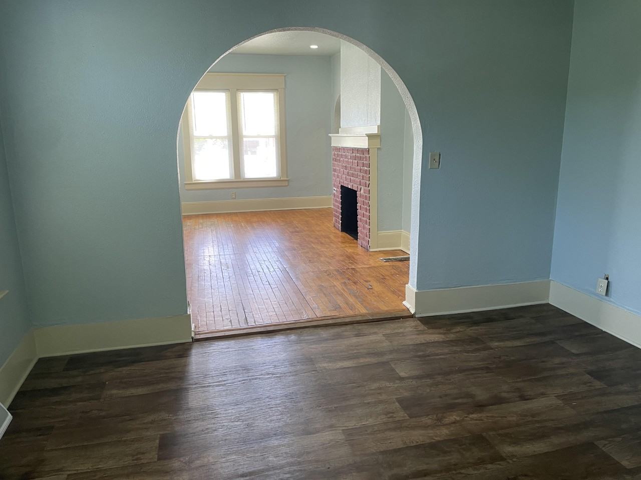 406 Naymut Street - Photo 4 of 7