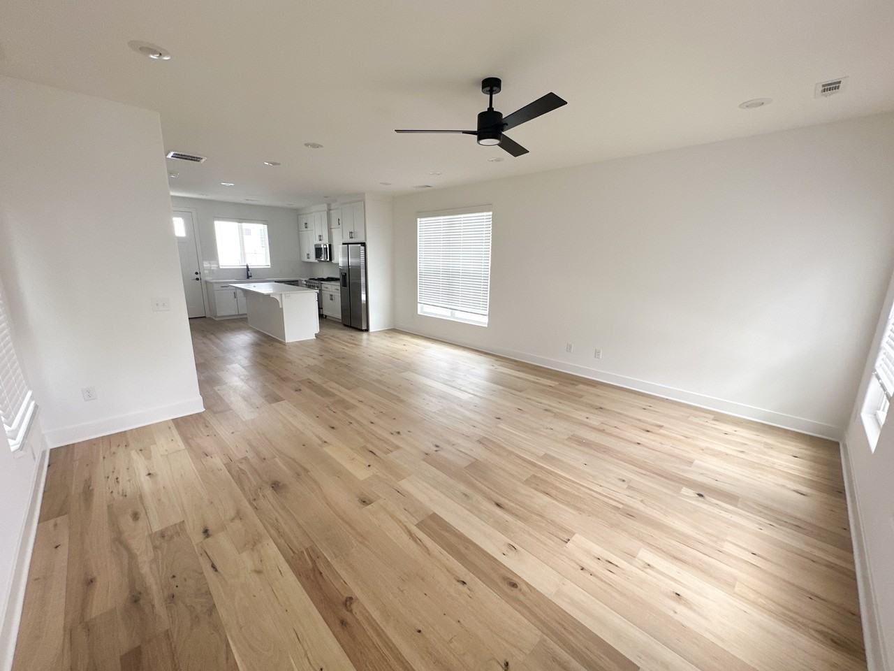 1638 W Neptune St #1 - Photo 2 of 14