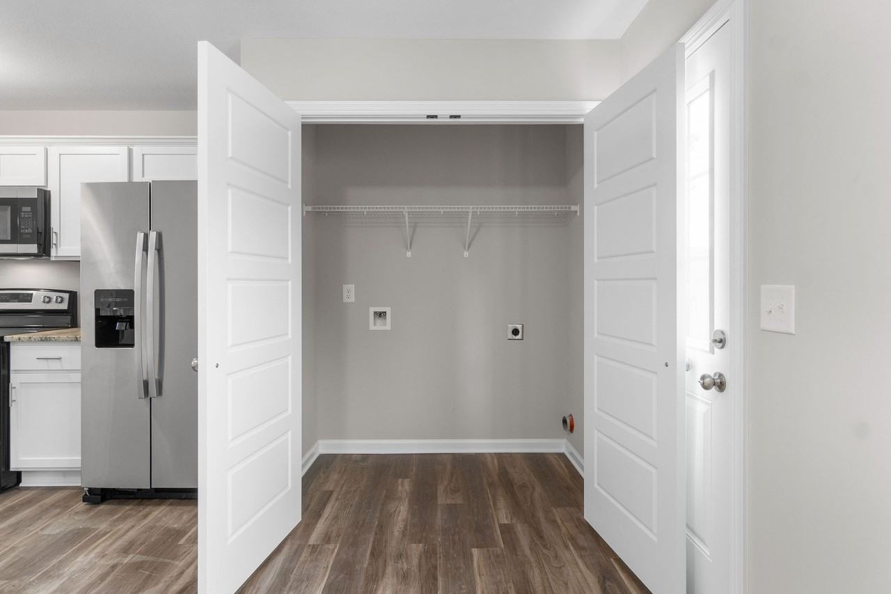 1387 Dover Rd #803 - Photo 3 of 12