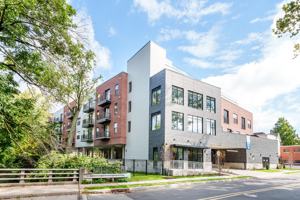 featured image of 7 W Parker Ave #220