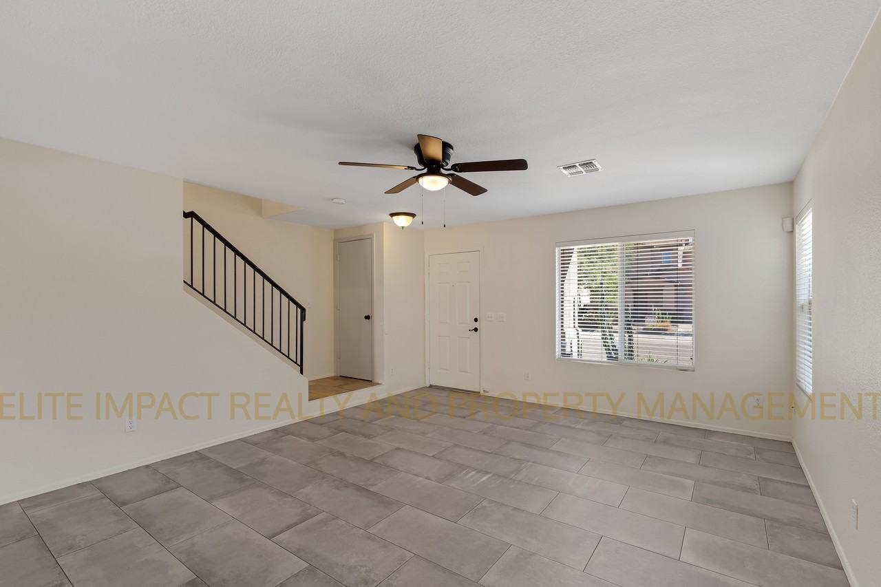 3505 N Sierra Springs Dr #1 - Photo 5 of 27