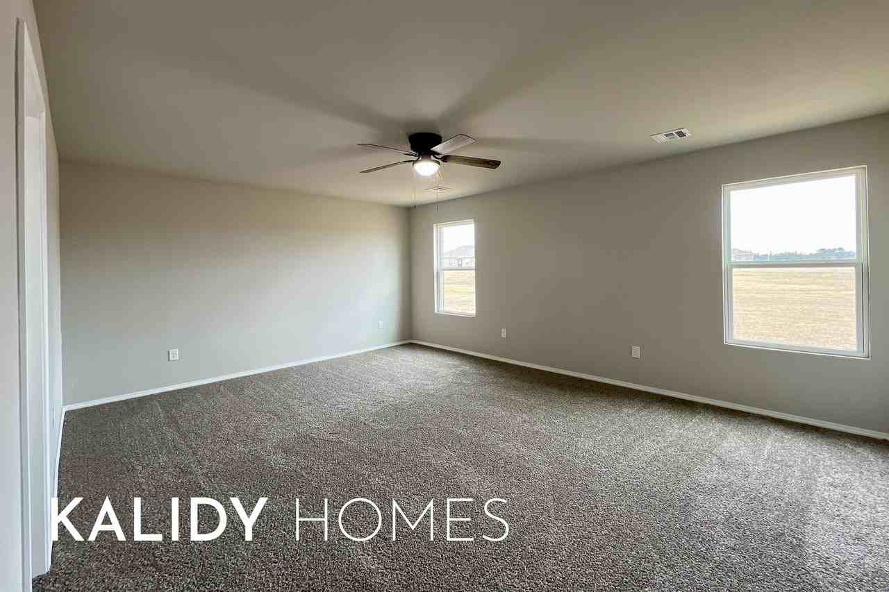 4301 Driftwood Dr #1 - Photo 7 of 26